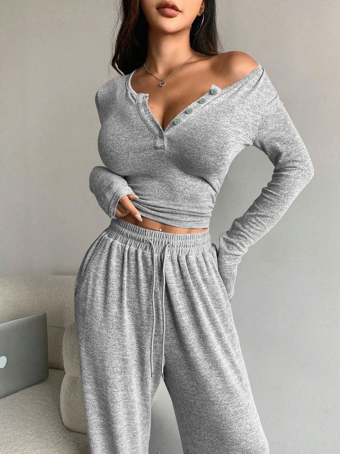 Women's Suit Warm Pajamas for  - Winter Clothes recension och pris