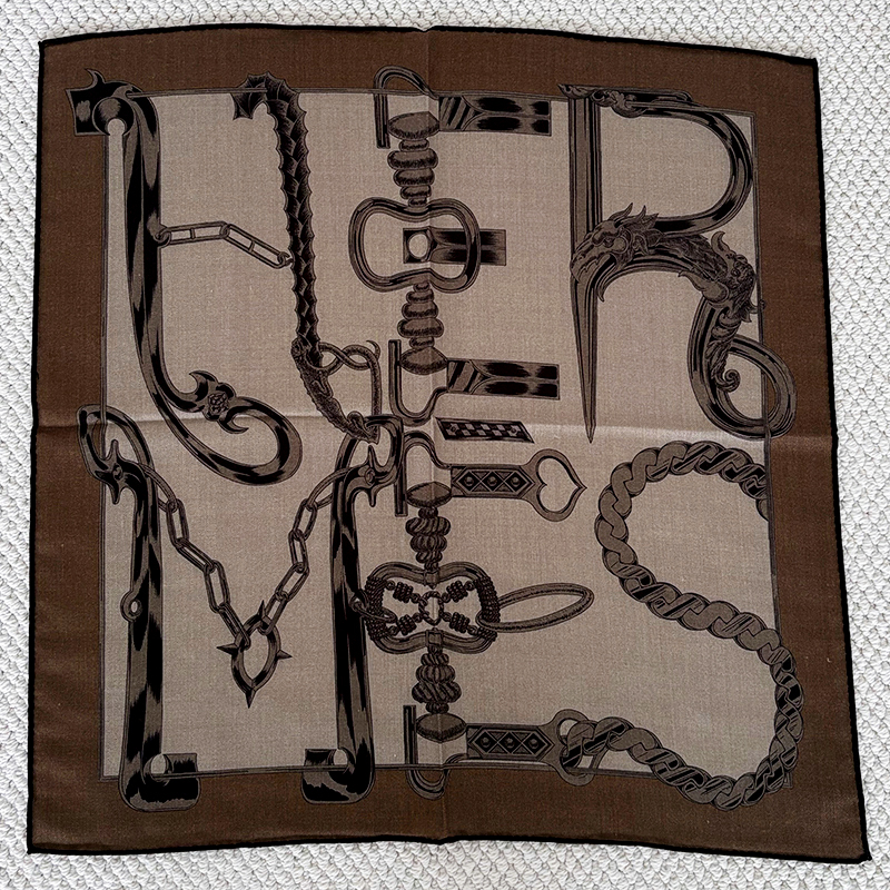 Double Faced Scarf 65cm Luxury - Winter Clothing Hong Kong recension och pris