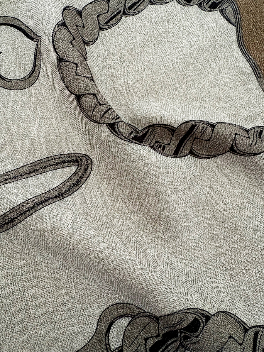 Double Faced Scarf 65cm Luxury - Winter Clothing Hong Kong recension och pris